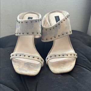 Sanctuary Women's Studded Cream Heels